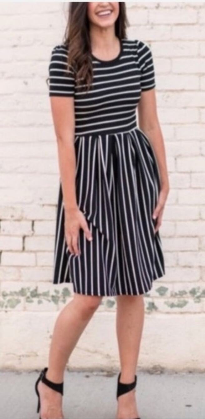 LuLaRoe Amelia Womens Fit & Flare Dress XS Black Striped Rockabilly Western